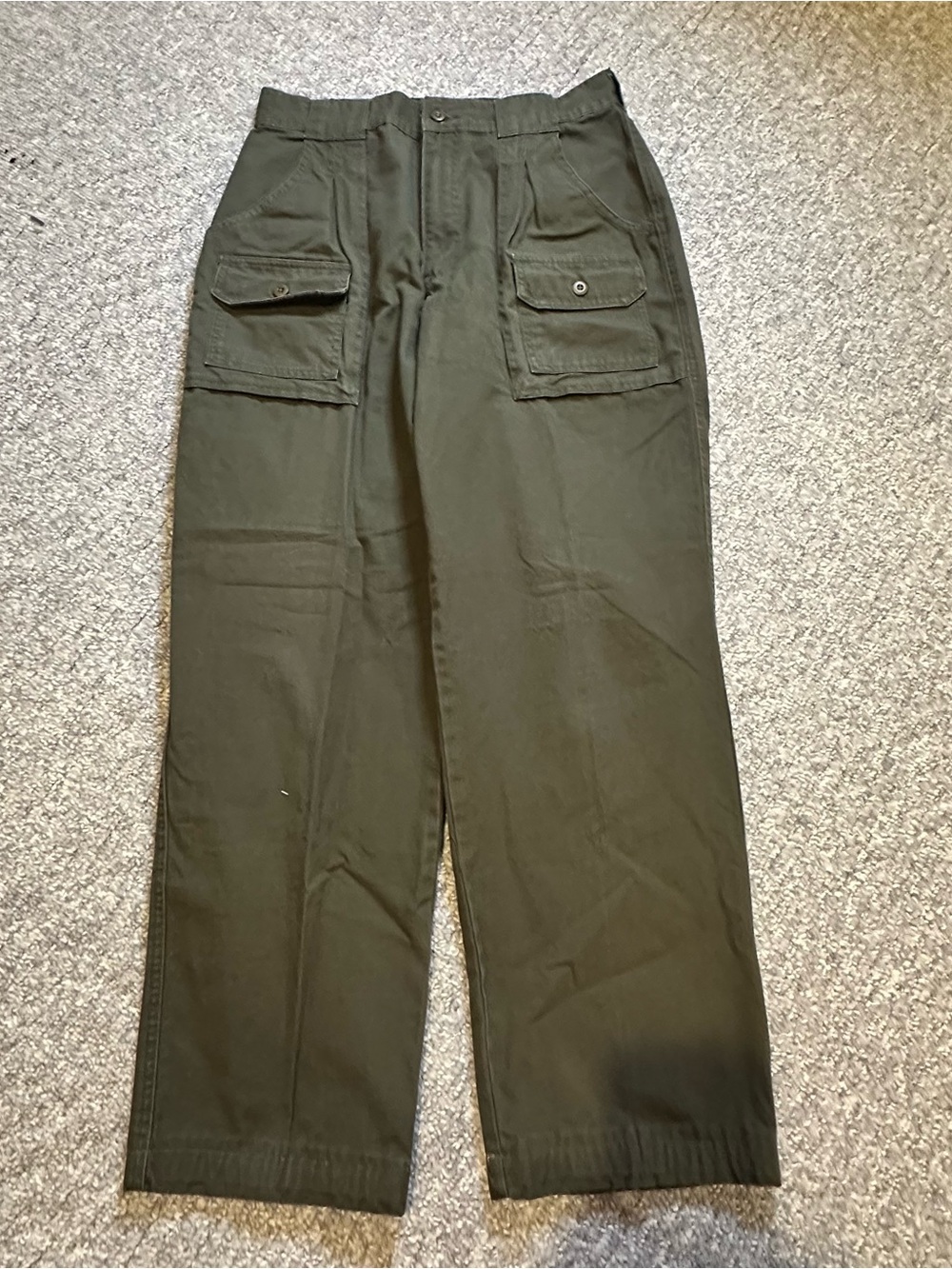 Like New Vintage 90s Cabelas Women’s  7 Pocket Hiker Cargo Pants